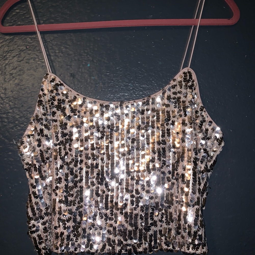 Glittery crop tank top